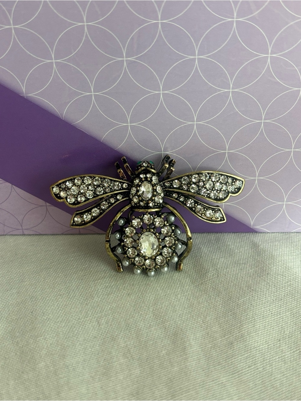 Joan Rivers Crystal Bee Brooch Rhinestone Faux Pearl Gold Tone Pin w/Pouch